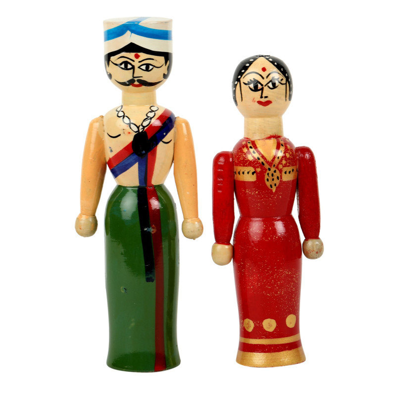 Regal Delight: Raja Rani Wooden Toys for Majestic Playtime colorful